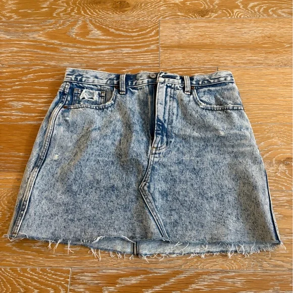 Abercrombie & Fitch Acid Wash Jean Skirt - Picture 2 of 2